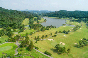 Bảng giá sân golf Sông Giá và các sân golf khác mới nhất năm 2021