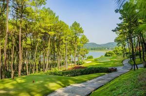 Tràng An Golf & Resort - Trải nghiệm đầy đủ mọi tiện nghi dành cho golfer