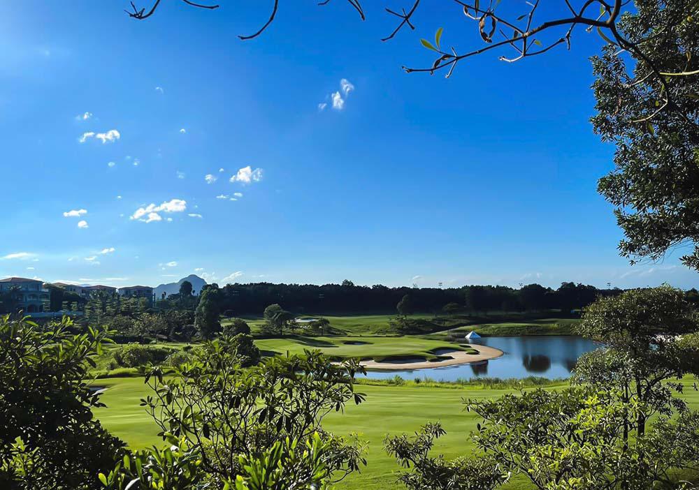 Sky Lake Resort & Golf Club - Sân golf 36 lỗ cực kỳ thách thức tại Hà Nội