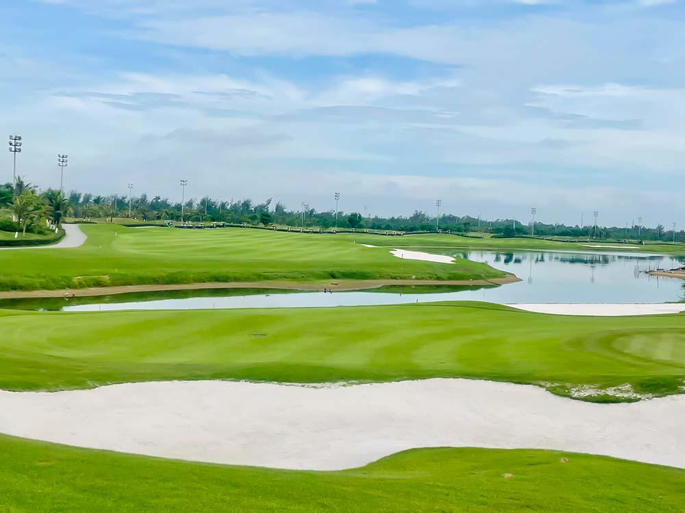 Mường Thanh Golf Xuân Thành: Một Thiên Đường Golf Bên Biển